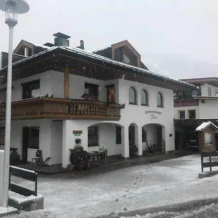 Ferienwohnungen Floerl Zell am Ziller Buitenkant foto